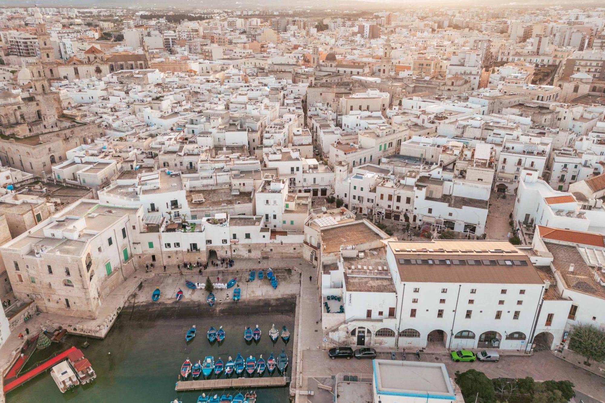 Palazzo Indelli Hotel Monopoli Bagian luar foto